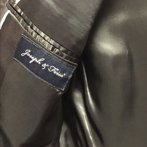 Joseph & Feiss Black Blazer (40R)